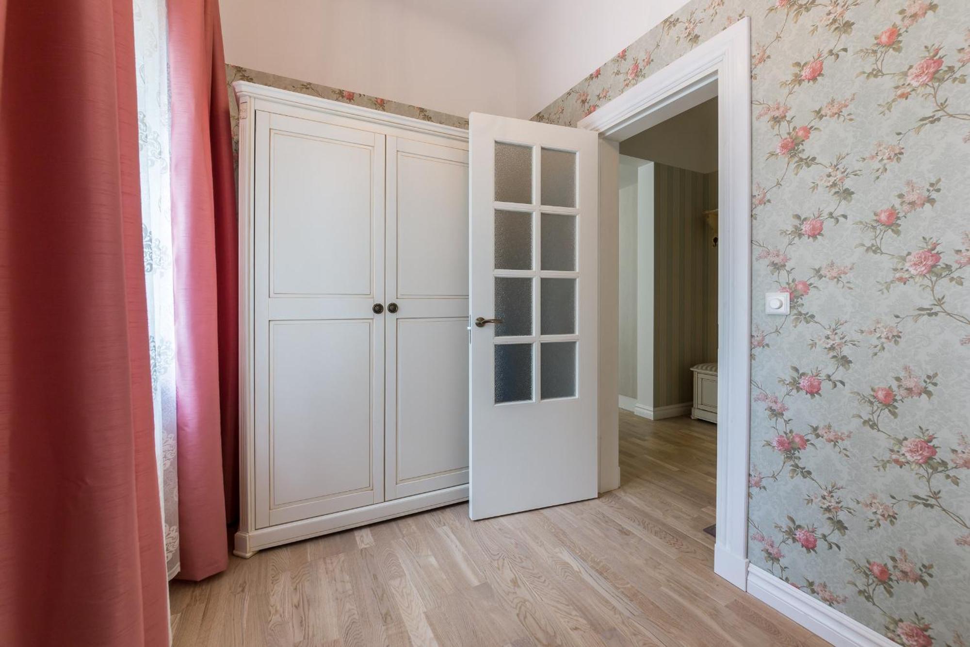 Allika Apartments Талин Екстериор снимка
