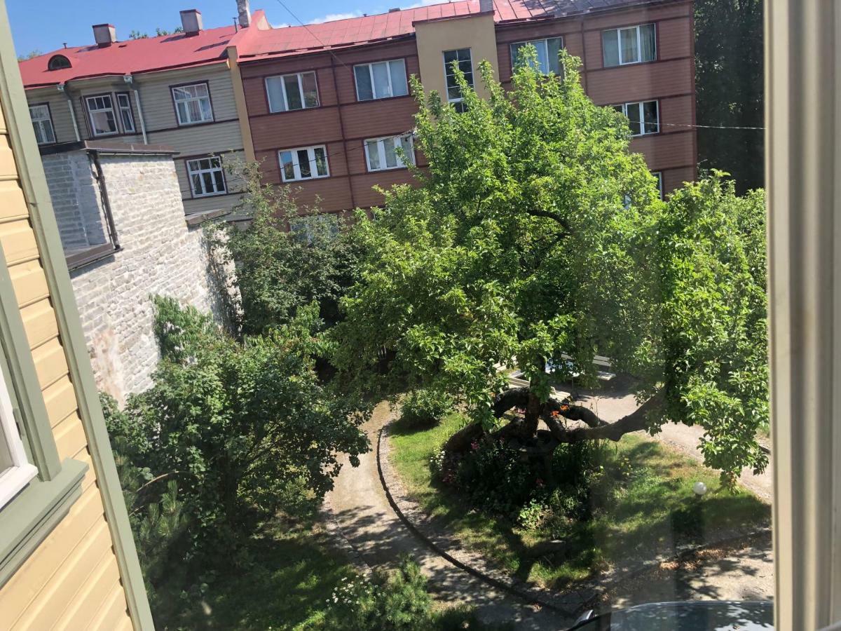 Allika Apartments Талин Екстериор снимка